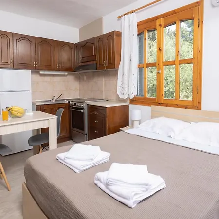 Seaside Escape Marmaras * נאוס מרמרס