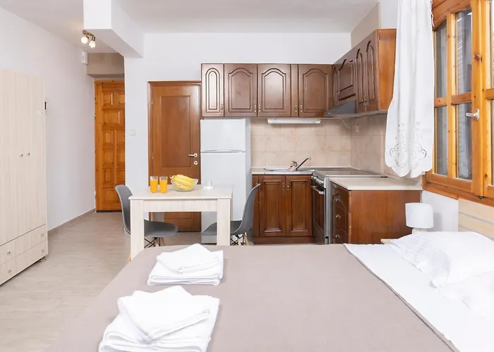 Seaside Escape Marmaras נאוס מרמרס