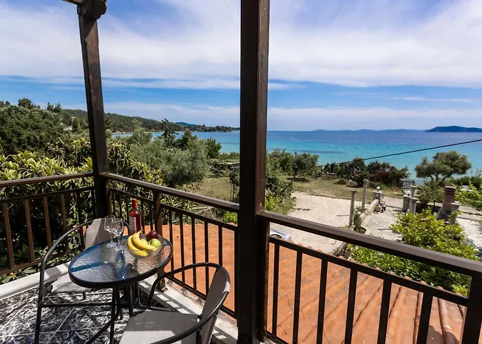 בית נופש Seaside Escape Marmaras